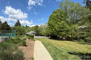 8 Creekside Ln, Asheville, NC 28803 - Photo 15