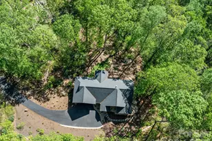199 Garnet Wy, Hendersonville, NC 28791 - Photo 7