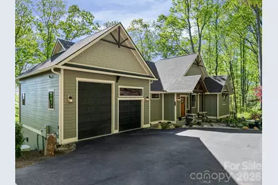 199 Garnet Way, Hendersonville, NC 28791 - Photo 1