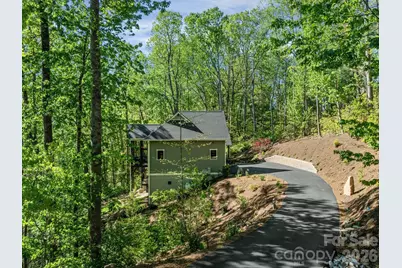 199 Garnet Way, Hendersonville, NC 28791 - Photo 3