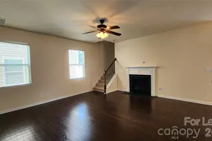 508 Knothole Ln, Charlotte, NC 28214 - Photo 3