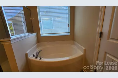 508 Knothole Lane, Charlotte, NC 28214 - Photo 11