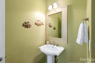 8638 Savannah Rd, Harrisburg, NC 28075 - Photo 21