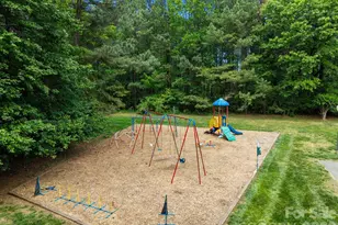 137 Paseo Dr, Mooresville, NC 28117 - Photo 45
