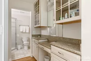 1323 Queens Rd, Charlotte, NC 28207 - Photo 15