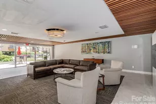 1323 Queens Rd, Charlotte, NC 28207 - Photo 3
