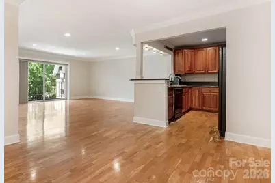 1323 Queens Road #309, Charlotte, NC 28207 - Photo 5
