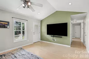 392 Cove Wood Dr, Denton, NC 27239 - Photo 9