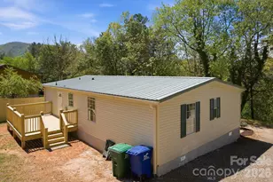39 Upper Moffitt Rd, Asheville, NC 28805 - Photo 15