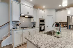 3329 Ada Ml Aly, Charlotte, NC 28205 - Photo 13