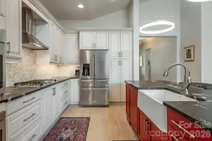 110 Plateau Dr, Maggie Valley, NC 28751 - Photo 7