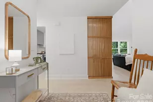 1611 E Barden Rd, Charlotte, NC 28226 - Photo 3