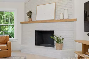 1611 E Barden Rd, Charlotte, NC 28226 - Photo 7