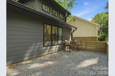1611 E Barden Road, Charlotte, NC 28226 - Photo 29