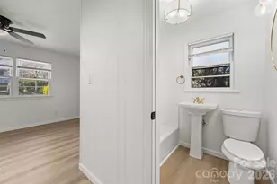 71 Maple St, Clyde, NC 28721 - Photo 9