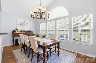 10706 Anglesey Ct, Charlotte, NC 28278 - Photo 11