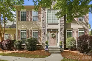 10706 Anglesey Ct, Charlotte, NC 28278 - Photo 3