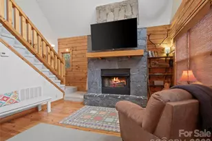 101 Jack Straw Ln, Burnsville, NC 28714 - Photo 9