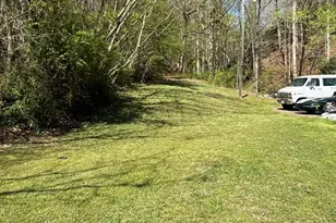 880 N Main St, Marion, NC 28752 - Photo 13