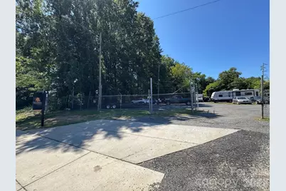 2225 W Sugar Creek Road, Charlotte, NC 28262 - Photo 7