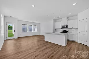 8121 Old Dowd Rd, Charlotte, NC 28214 - Photo 5