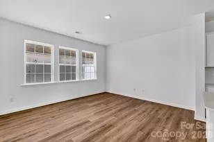 8121 Old Dowd Rd, Charlotte, NC 28214 - Photo 9