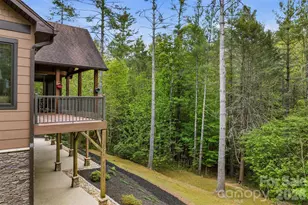 5613 Rocky Falls Ln, Lenoir, NC 28645 - Photo 3