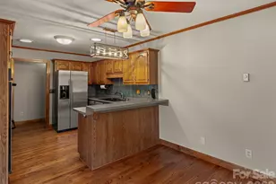 609 N Fork Rd, Black Mountain, NC 28711 - Photo 7