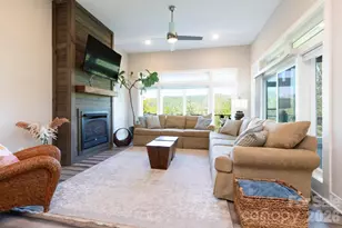 36 Spy Pointe Ln, Fletcher, NC 28732 - Photo 11