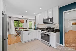 52 Mark Twain Rd, Asheville, NC 28805 - Photo 9