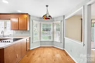 5636 Ivygate Ln, Charlotte, NC 28226 - Photo 9
