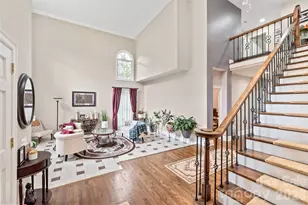 8600 Brownes Pond Ln, Charlotte, NC 28277 - Photo 5