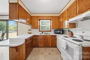 184 Edgegreen Ct, Taylorsville, NC 28681 - Photo 17