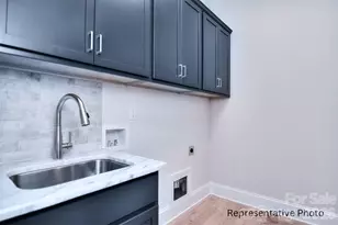 20392 Queens St, Cornelius, NC 28031 - Photo 33