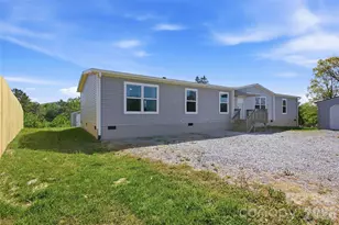 123 Big Oak Rd, Hendersonville, NC 28792 - Photo 5
