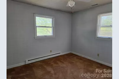 2309 24th Avenue NE, Hickory, NC 28601 - Photo 17