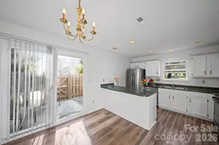 3609 Huyton Ct, Charlotte, NC 28215 - Photo 9