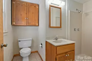 17 W Farley St, Waynesville, NC 28786 - Photo 19