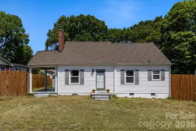 414 E 8th Avenue, Gastonia, NC 28054 - Photo 1