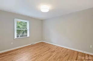 1909 Lawton Bluff Rd, Charlotte, NC 28226 - Photo 19