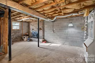 404 Ciccone Dr, Hendersonville, NC 28791 - Photo 31