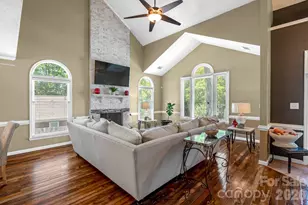 2133 Highland View Ln, Charlotte, NC 28214 - Photo 7