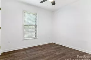 7811 Winterset Dr, Charlotte, NC 28270 - Photo 15