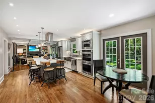 5525 Lancelot Dr, Charlotte, NC 28270 - Photo 9
