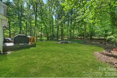 5525 Lancelot Drive, Charlotte, NC 28270 - Photo 33