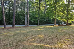 2843 Lakeshore Dr, Chester, SC 29706 - Photo 13