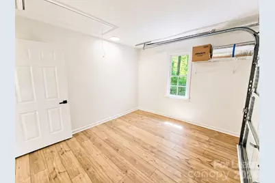 2736 Miranda Road, Charlotte, NC 28216 - Photo 9