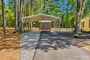 2736 Miranda Rd, Charlotte, NC 28216 - Photo 11