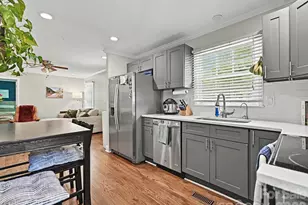 115 N Gardner Ave, Charlotte, NC 28216 - Photo 7