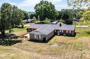 2984 Lutz Blvd, Newton, NC 28658 - Photo 39